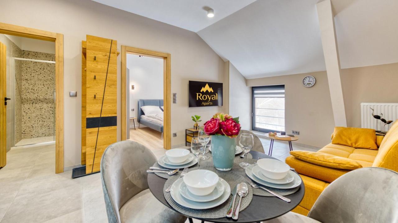 Vip Zdrojowa 6 Apartment *