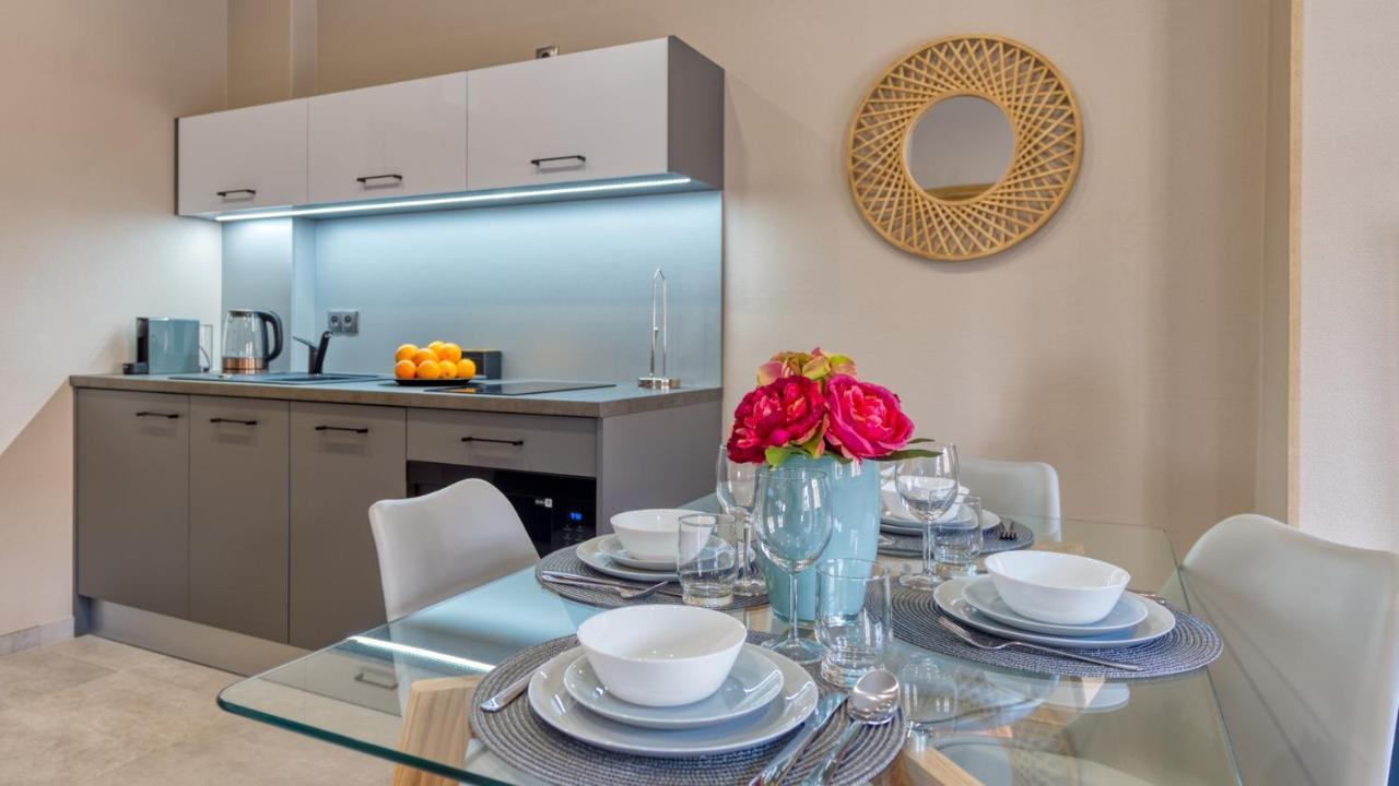 Vip Zdrojowa 6 Apartment *